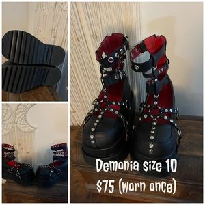 Demonia Bear-28